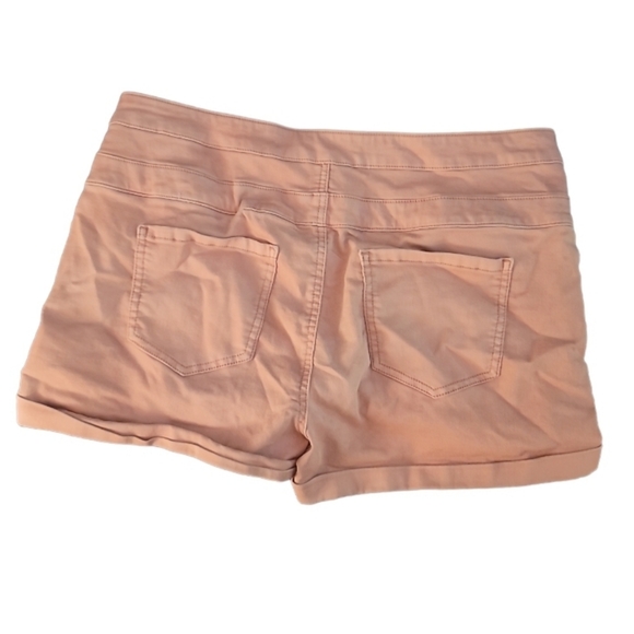 Tinseltown high waisted shorts size 17 - Picture 2 of 3